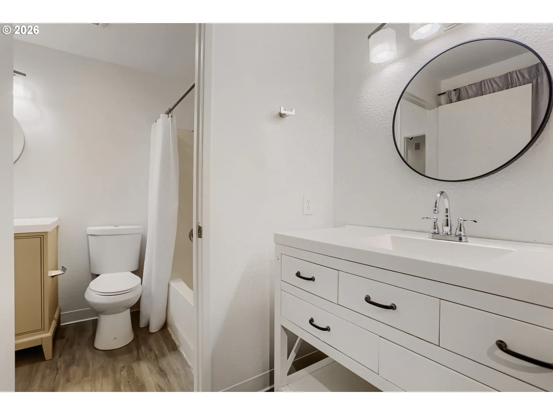 Bathroom-Double Sinks