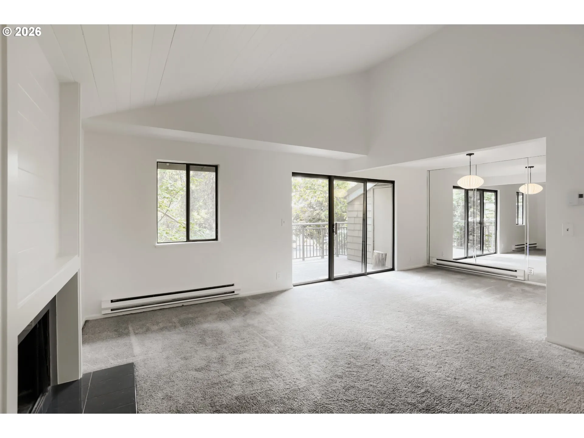Living Room/Dining Room-Wide Angle/Fisheye