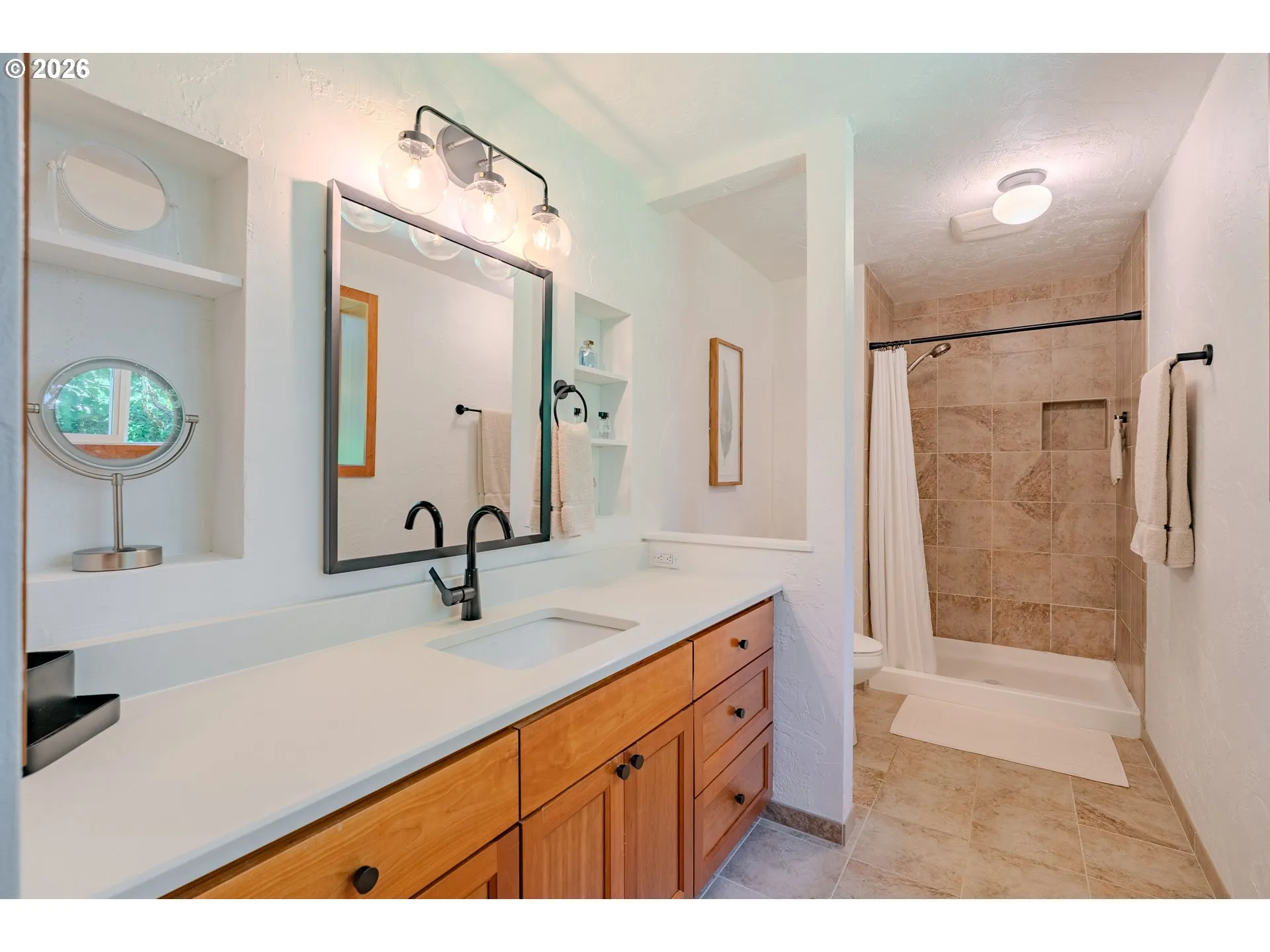 Primary Bedroom-Attached Bathroom