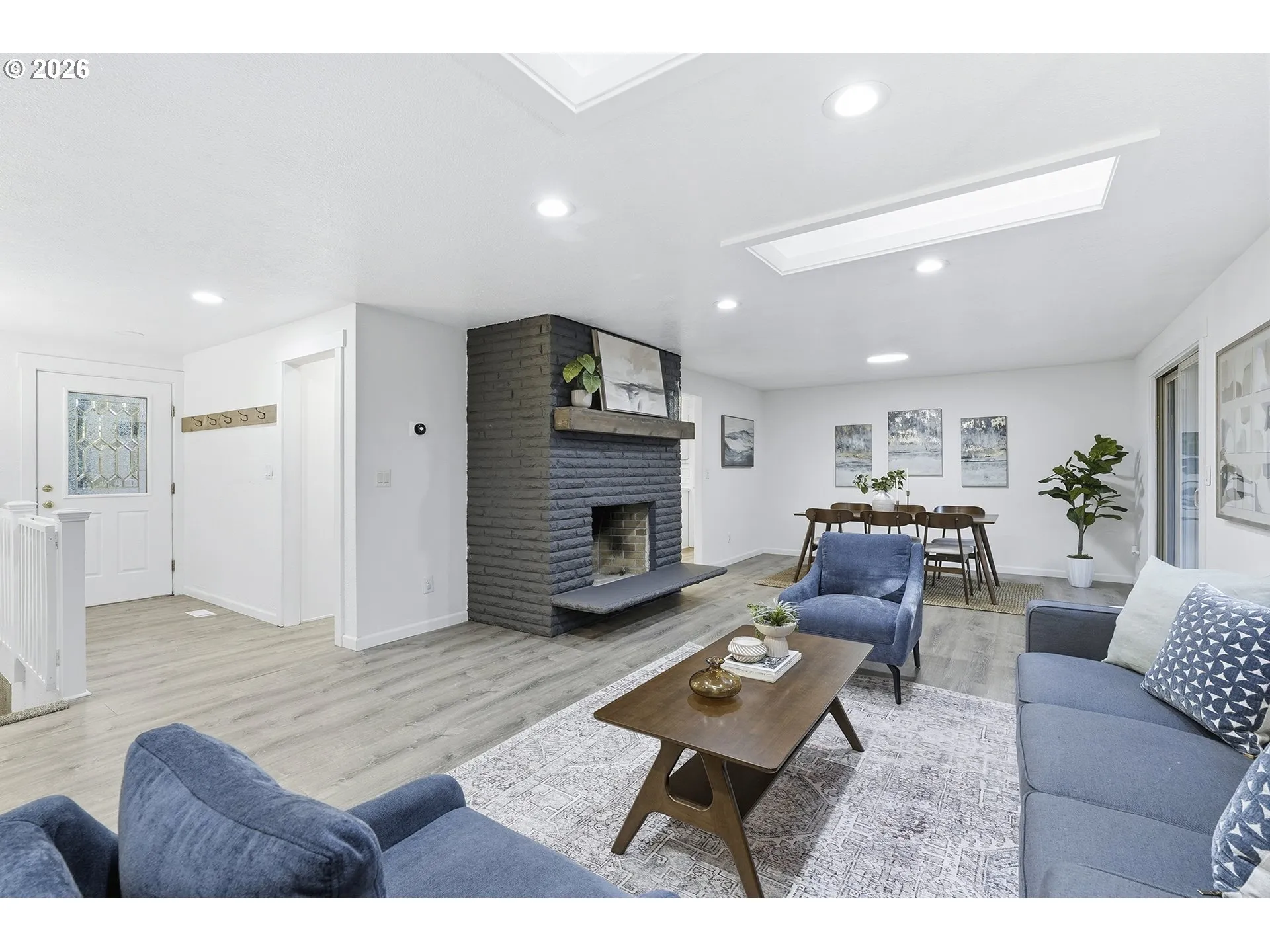 Living Room-Fireplace