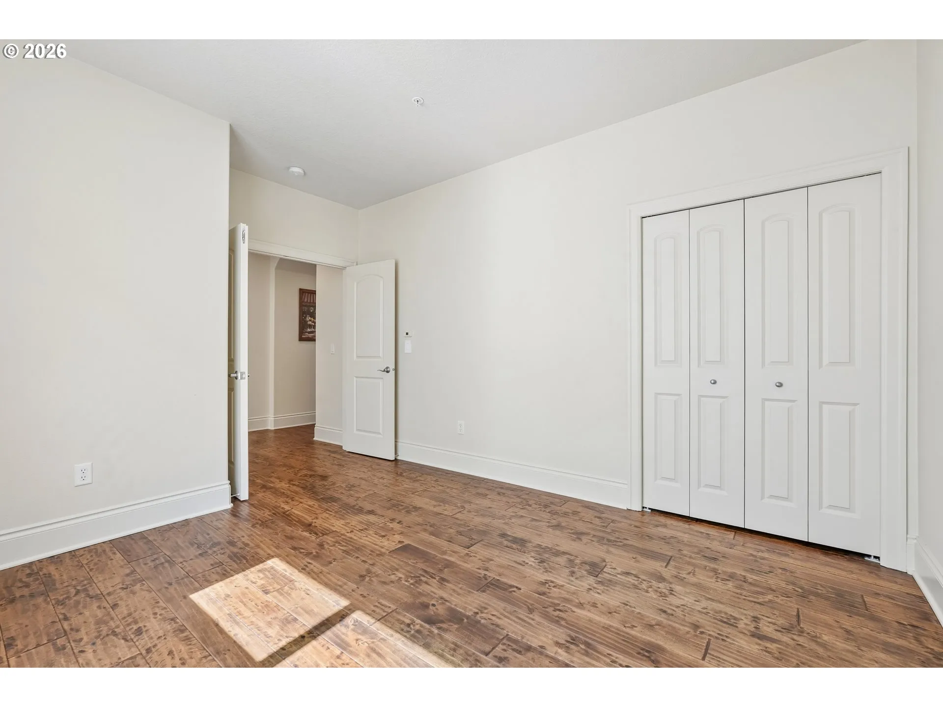 Bedroom-Main