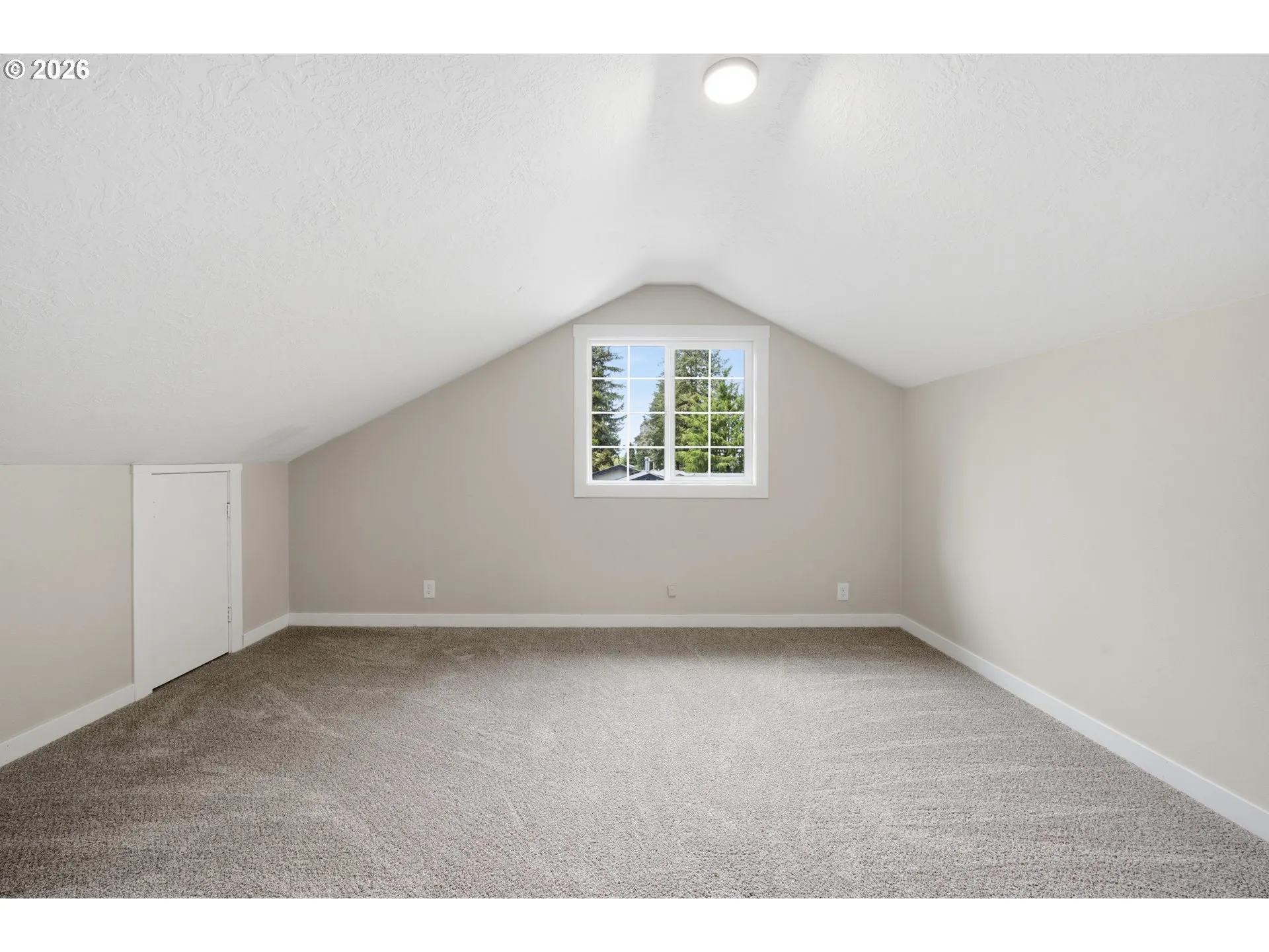 Bedroom-Upper