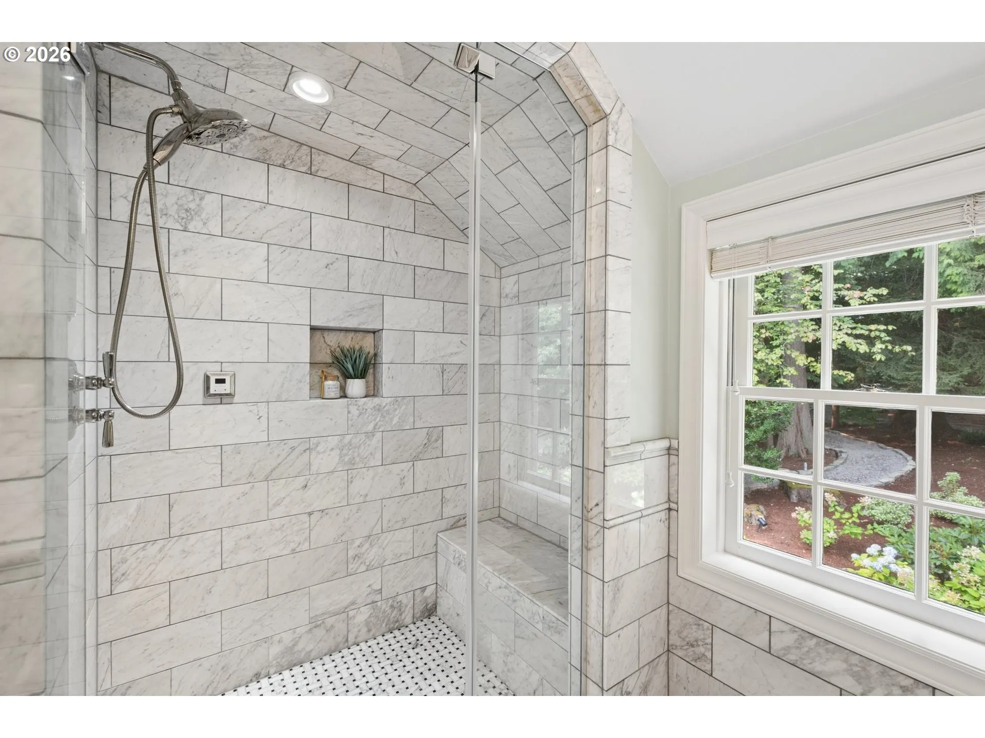 Bathroom-Walk in Shower