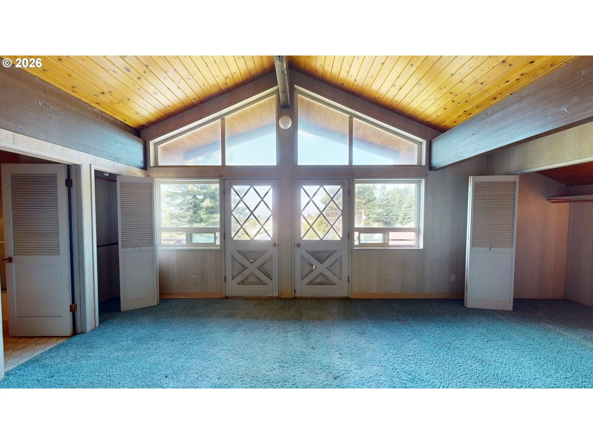 Owner's Suite Bedroom-Upper