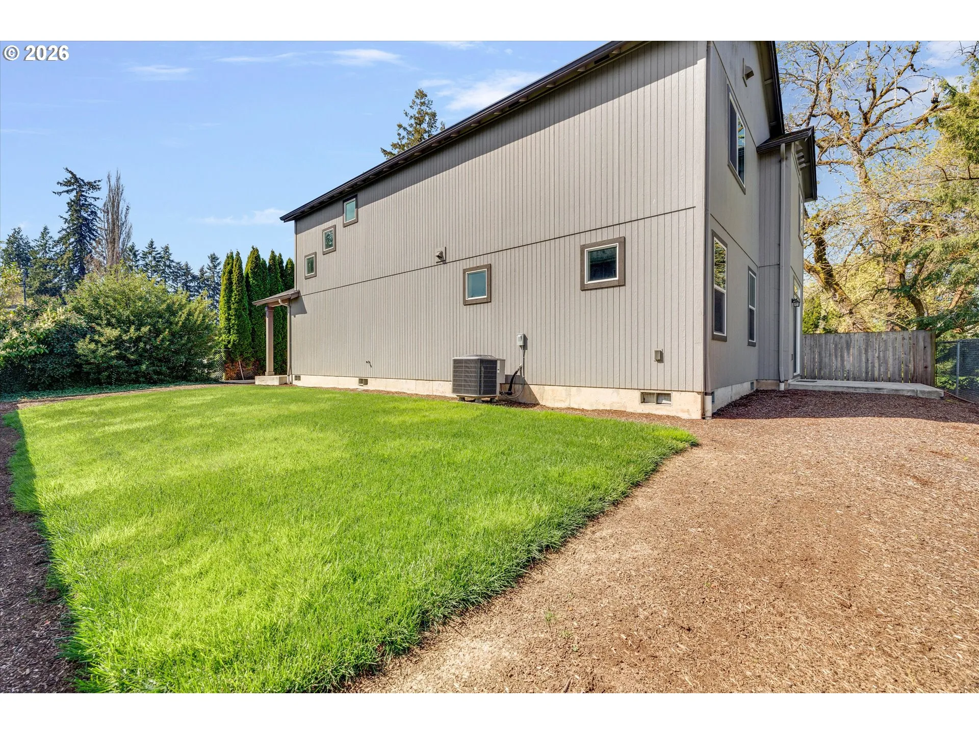 Yard-Back