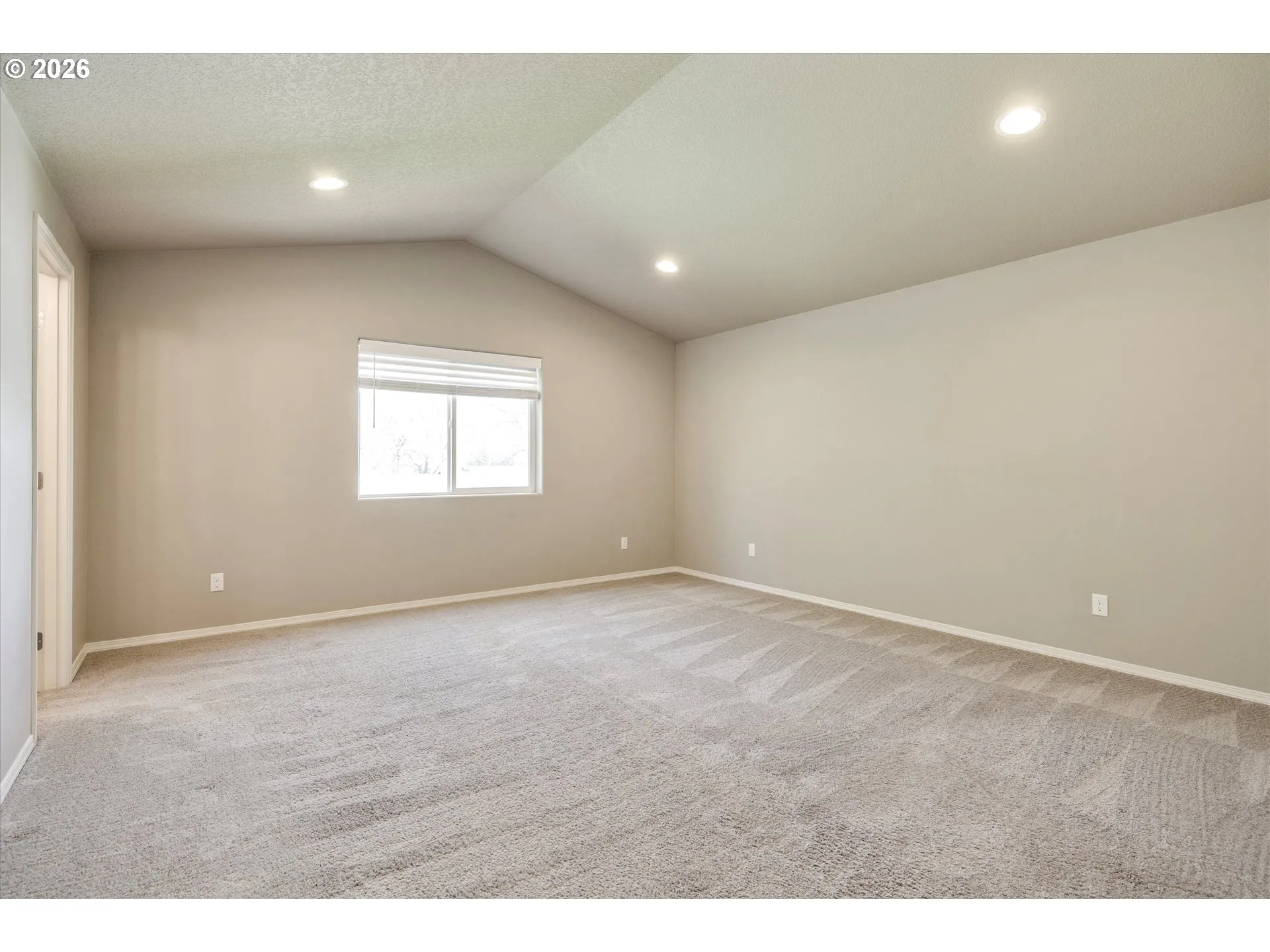 Bedroom, Primary