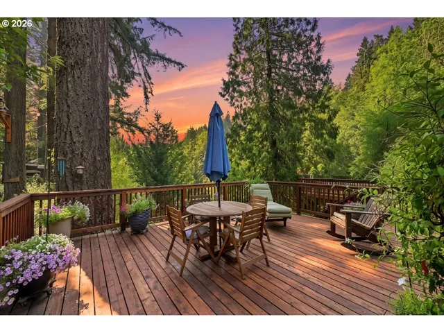 Deck-Main