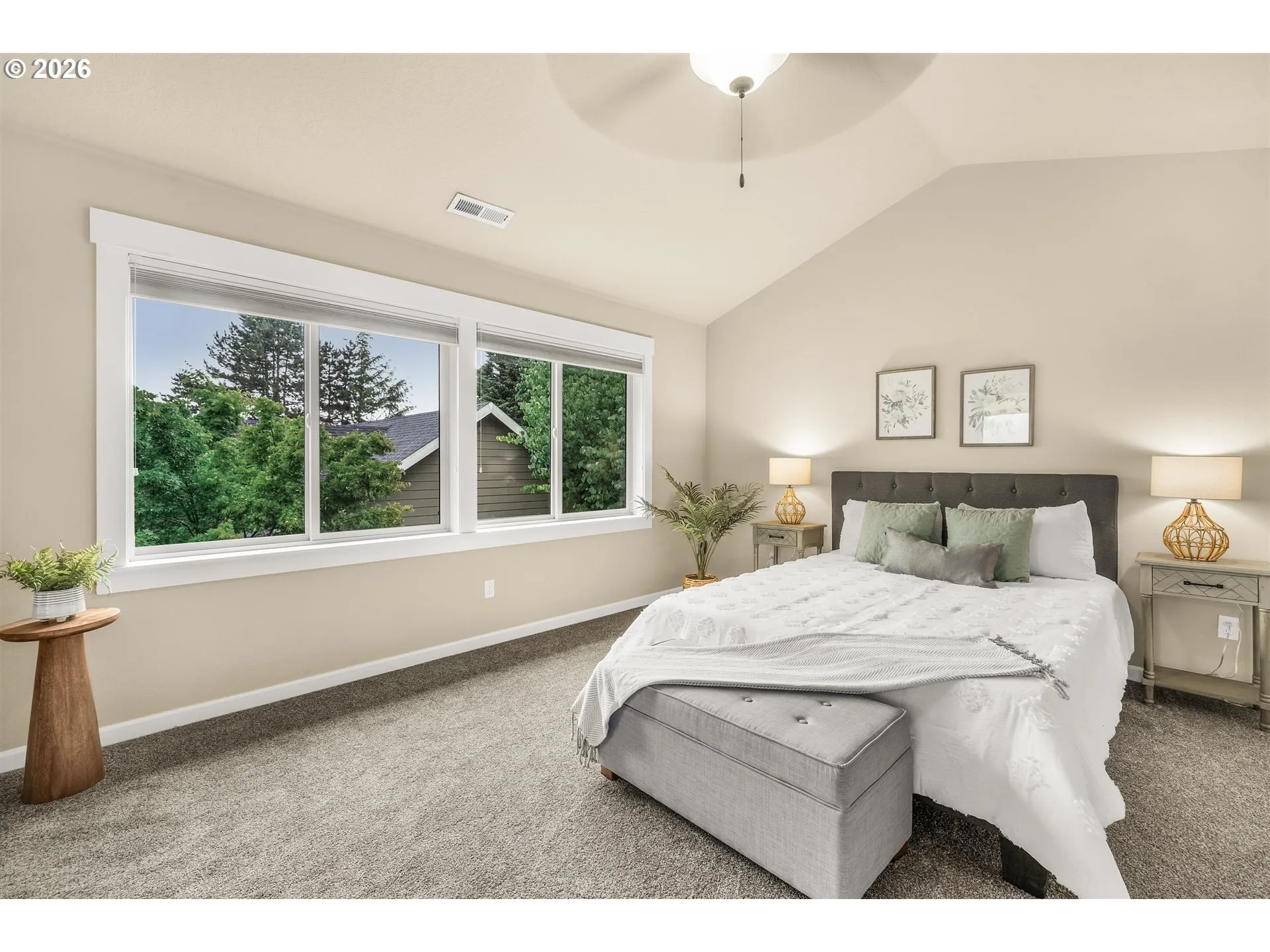 Bedroom, Primary-Vaulted Ceilings
