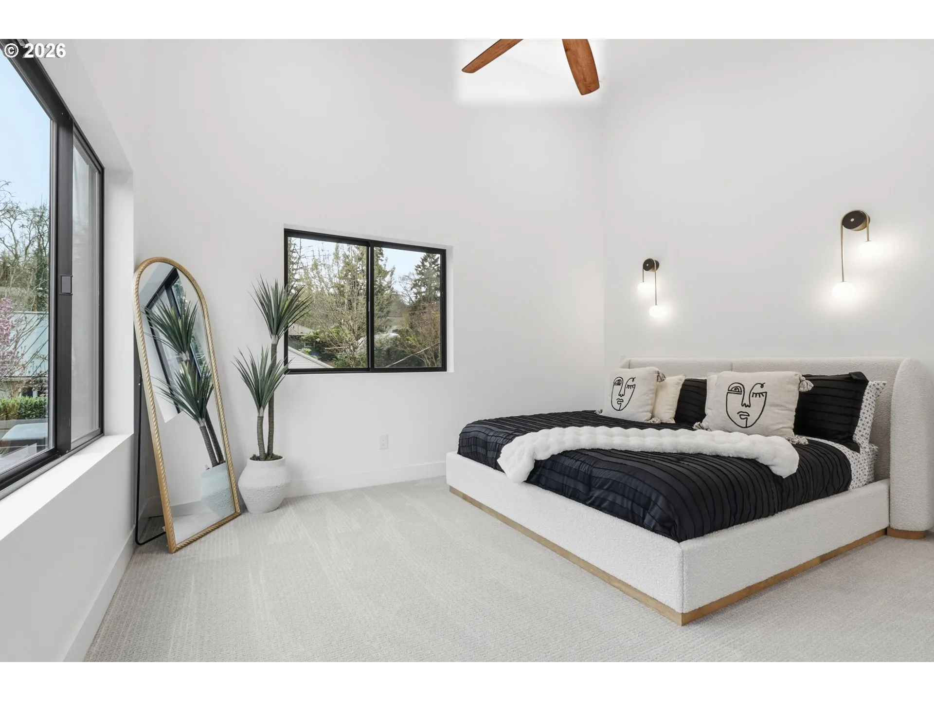 Bedroom, Primary