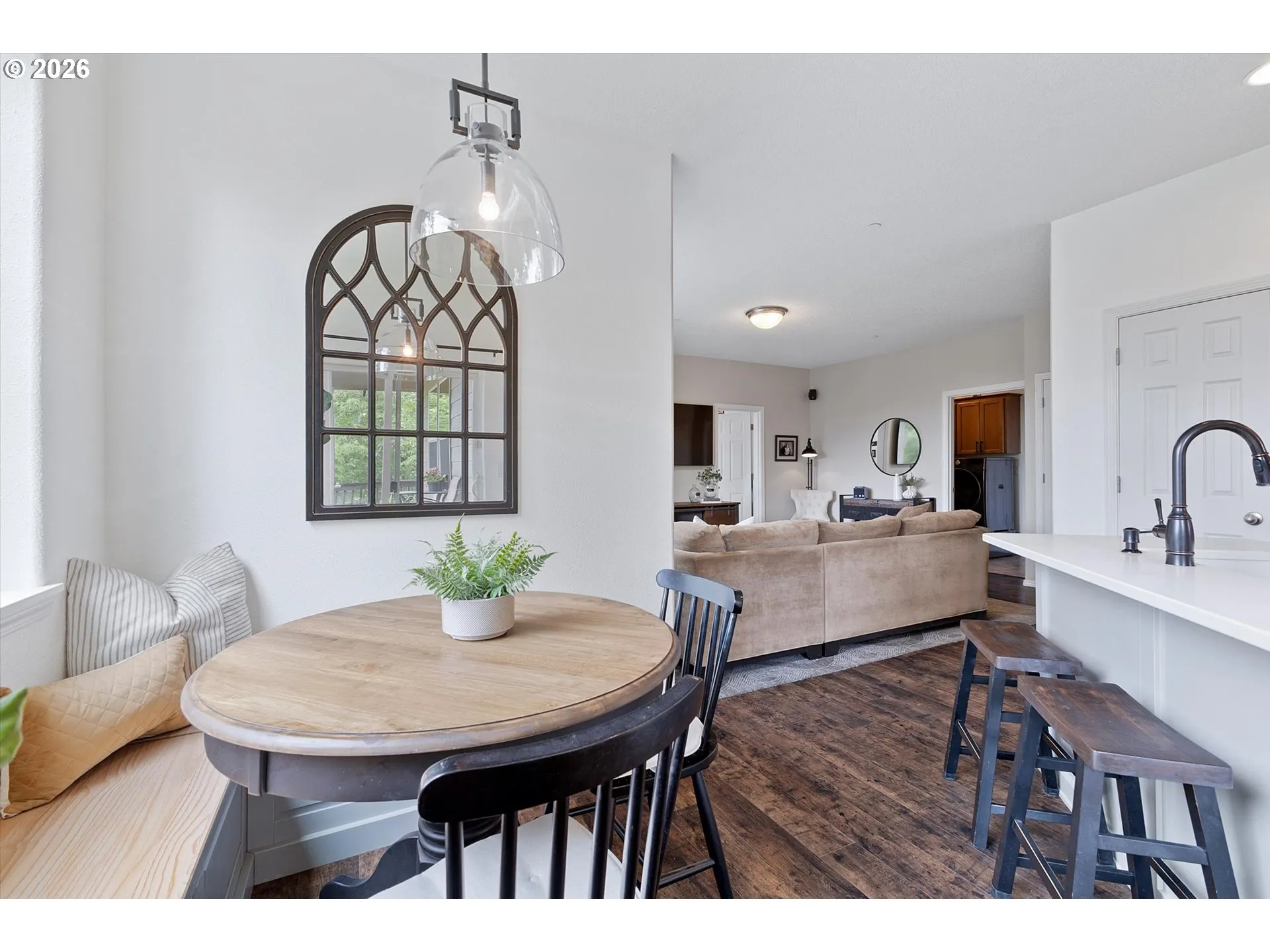Kitchen/Nook-Eating Area