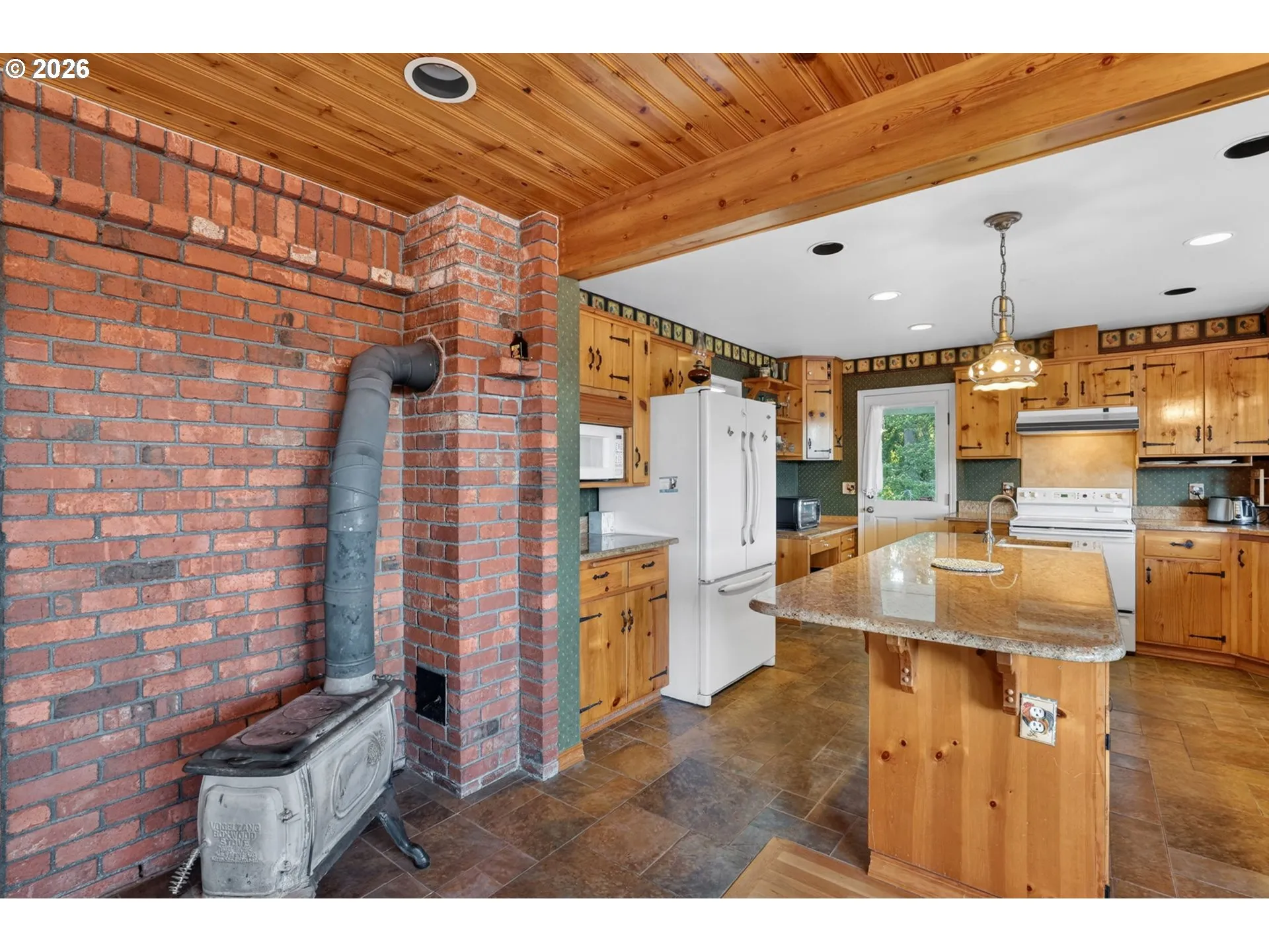 Kitchen-Island