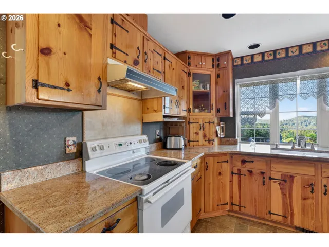 Kitchen-Oven