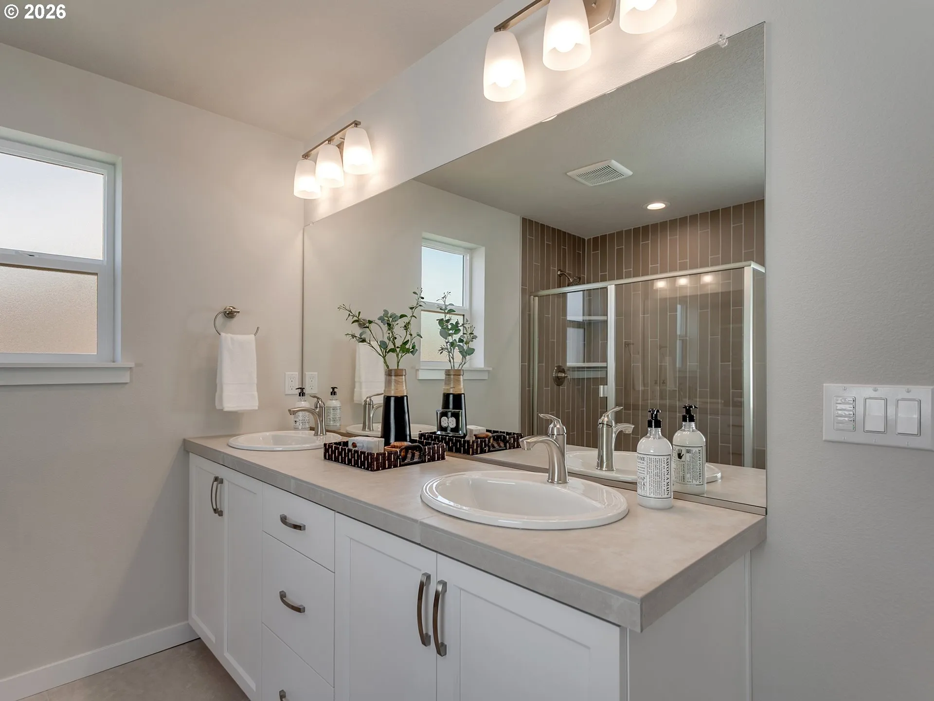 Primary Bedroom-Attached Bathroom