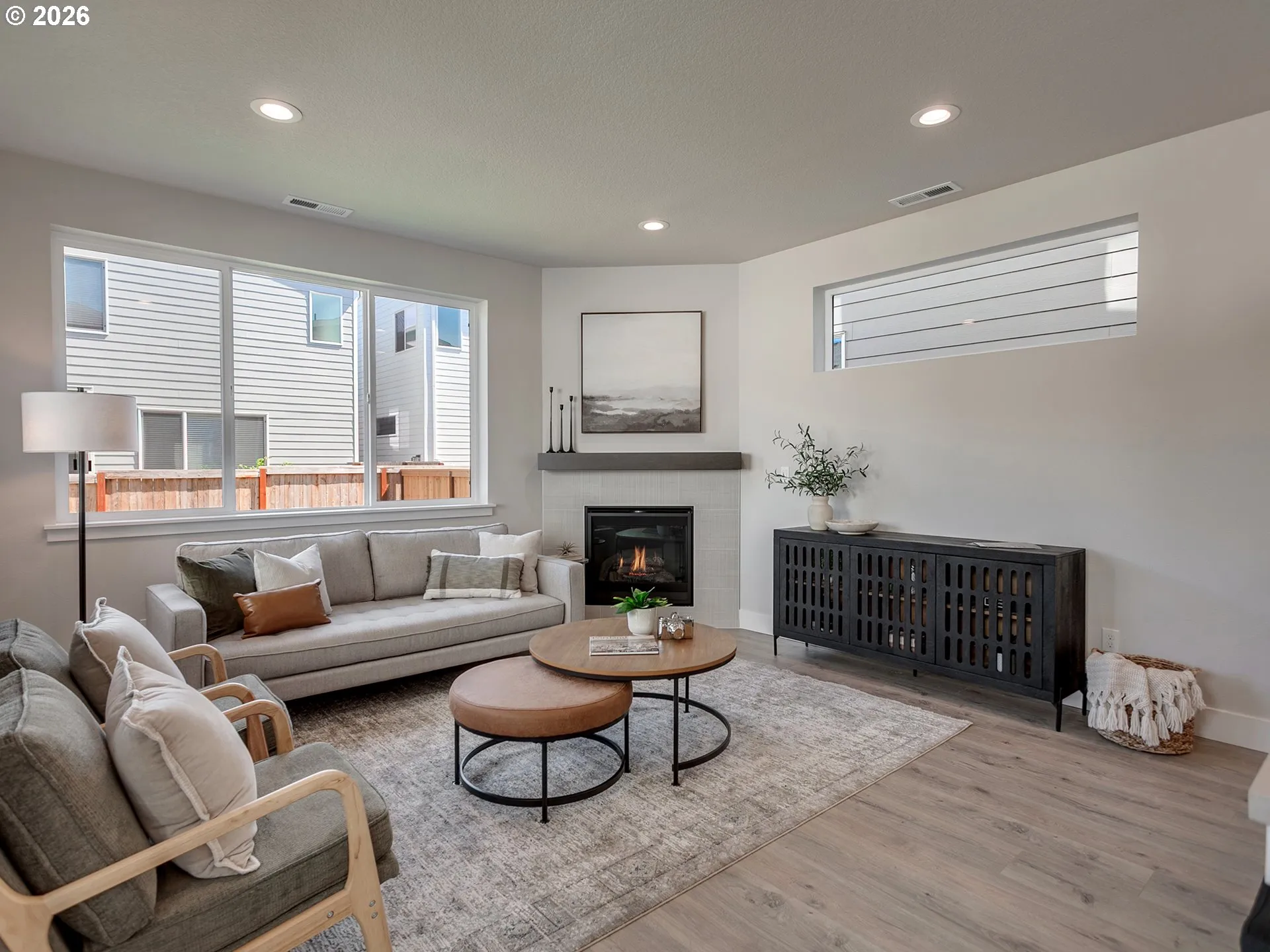 Living Room-Fireplace