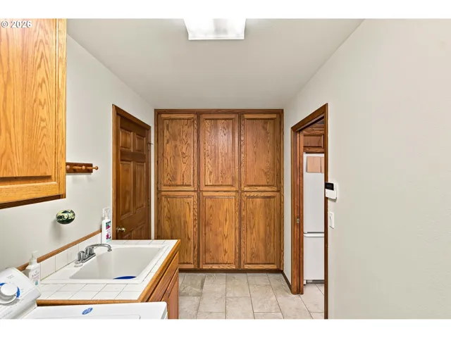 Laundry-Main
