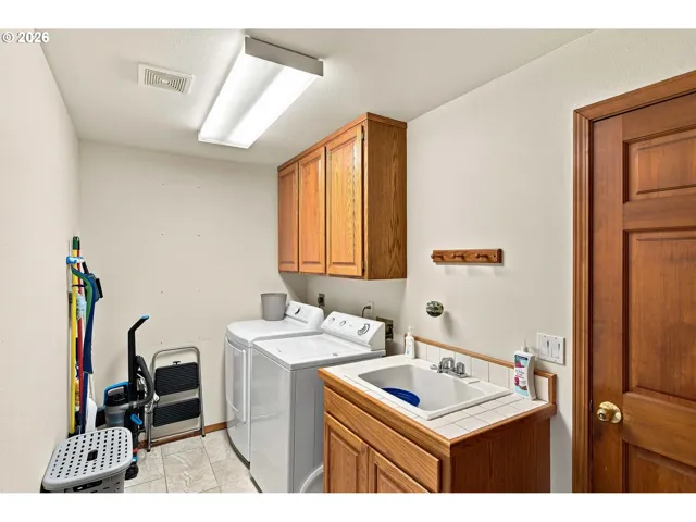 Laundry-Main