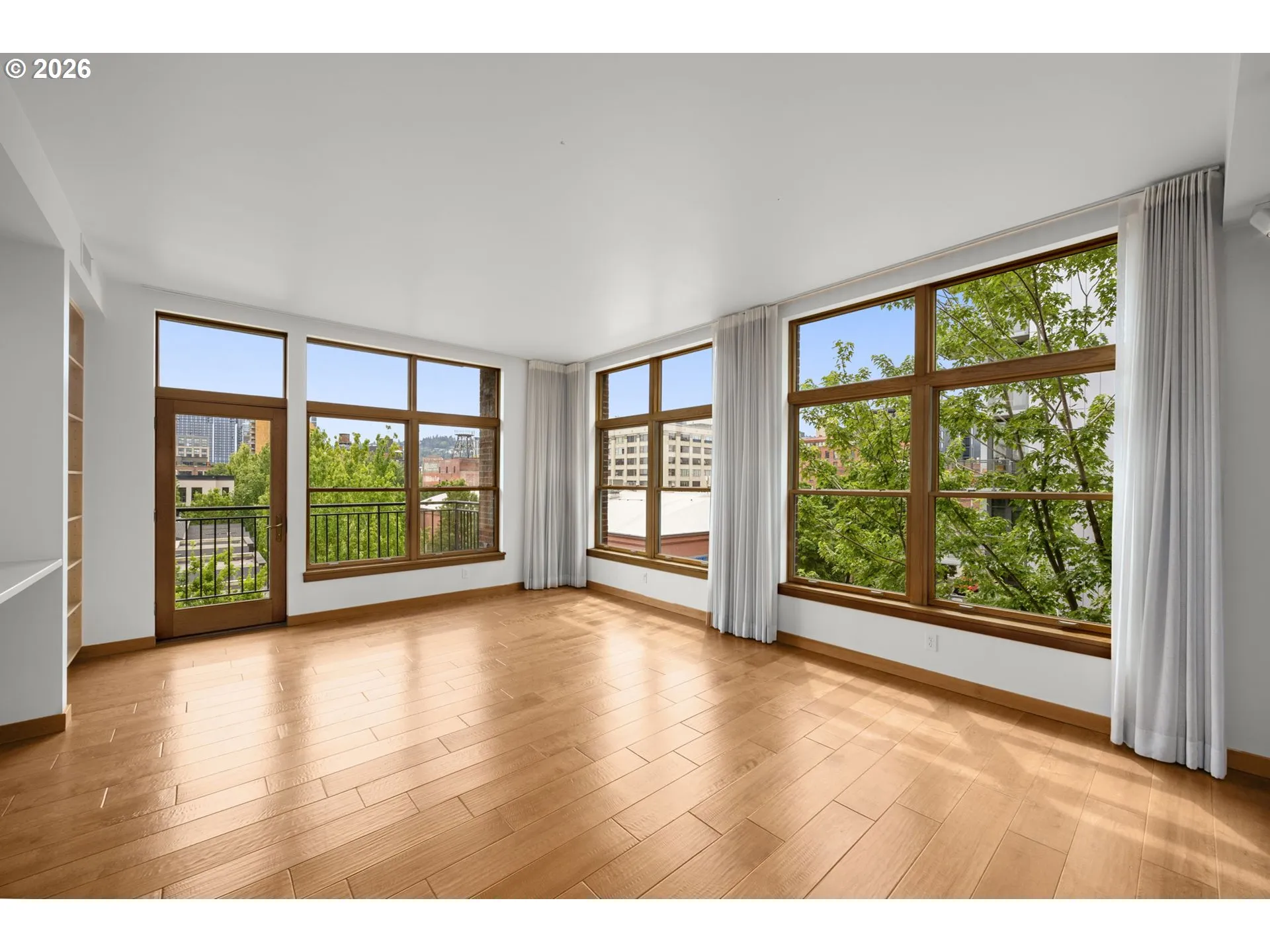 Living Room/Dining Room