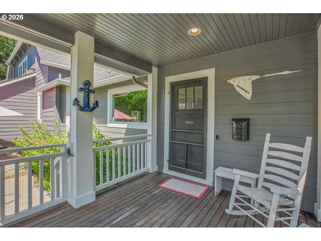 Entrance/Foyer