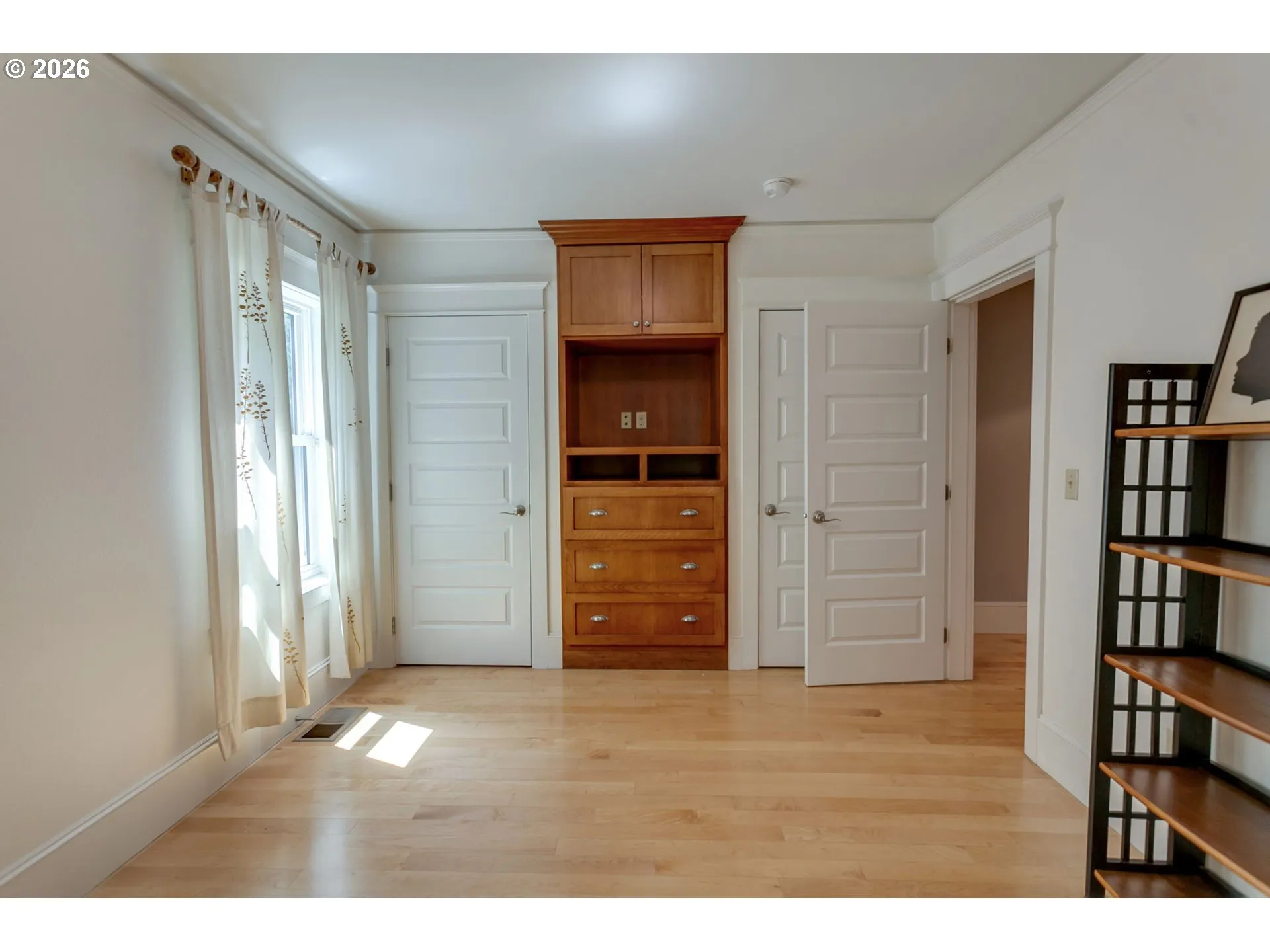 Bedroom-Main