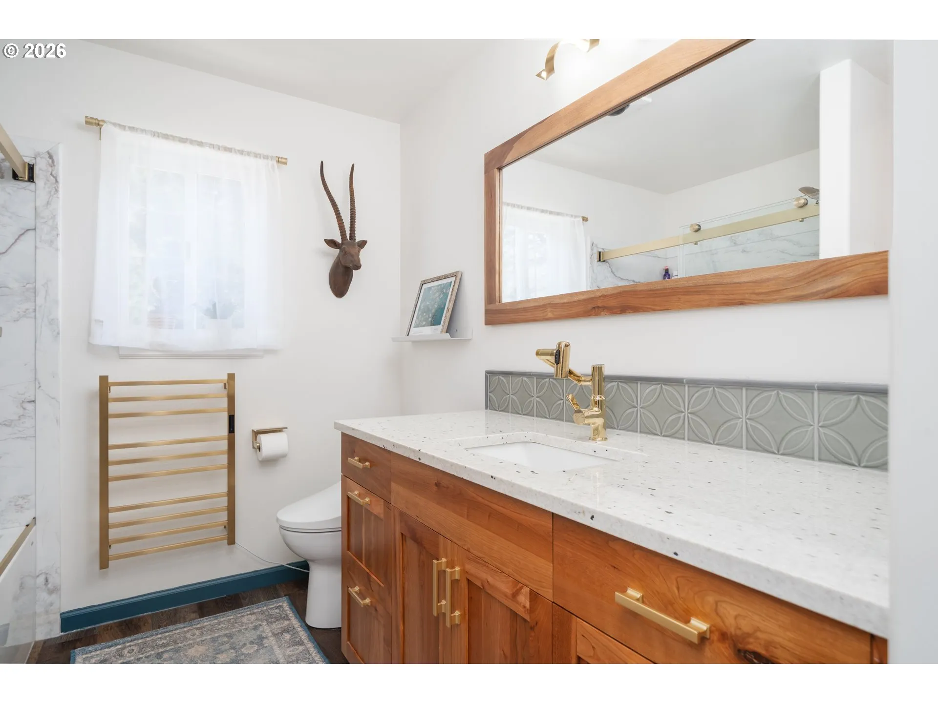Bathroom, Attached-Upper