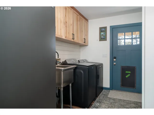Laundry-Upper