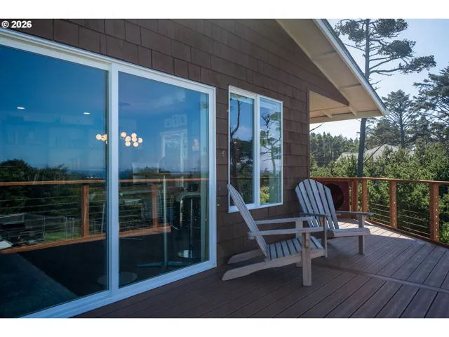 Deck-Upper