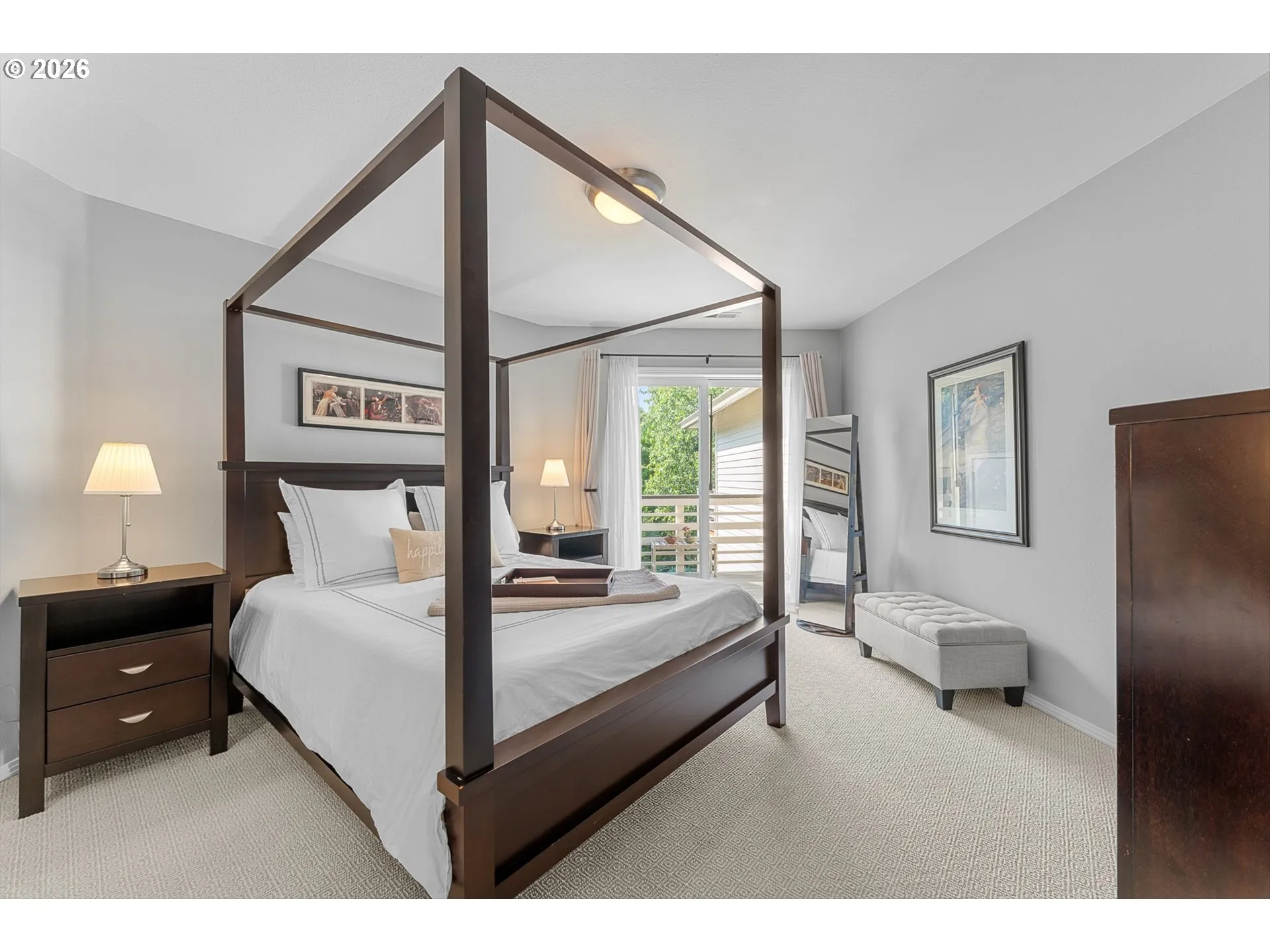 Primary Bedroom-Upper