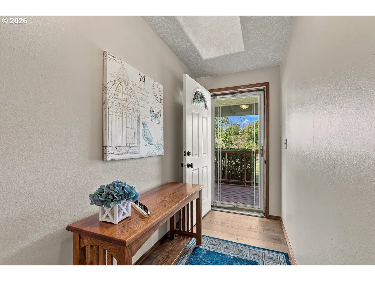 Entrance/Foyer