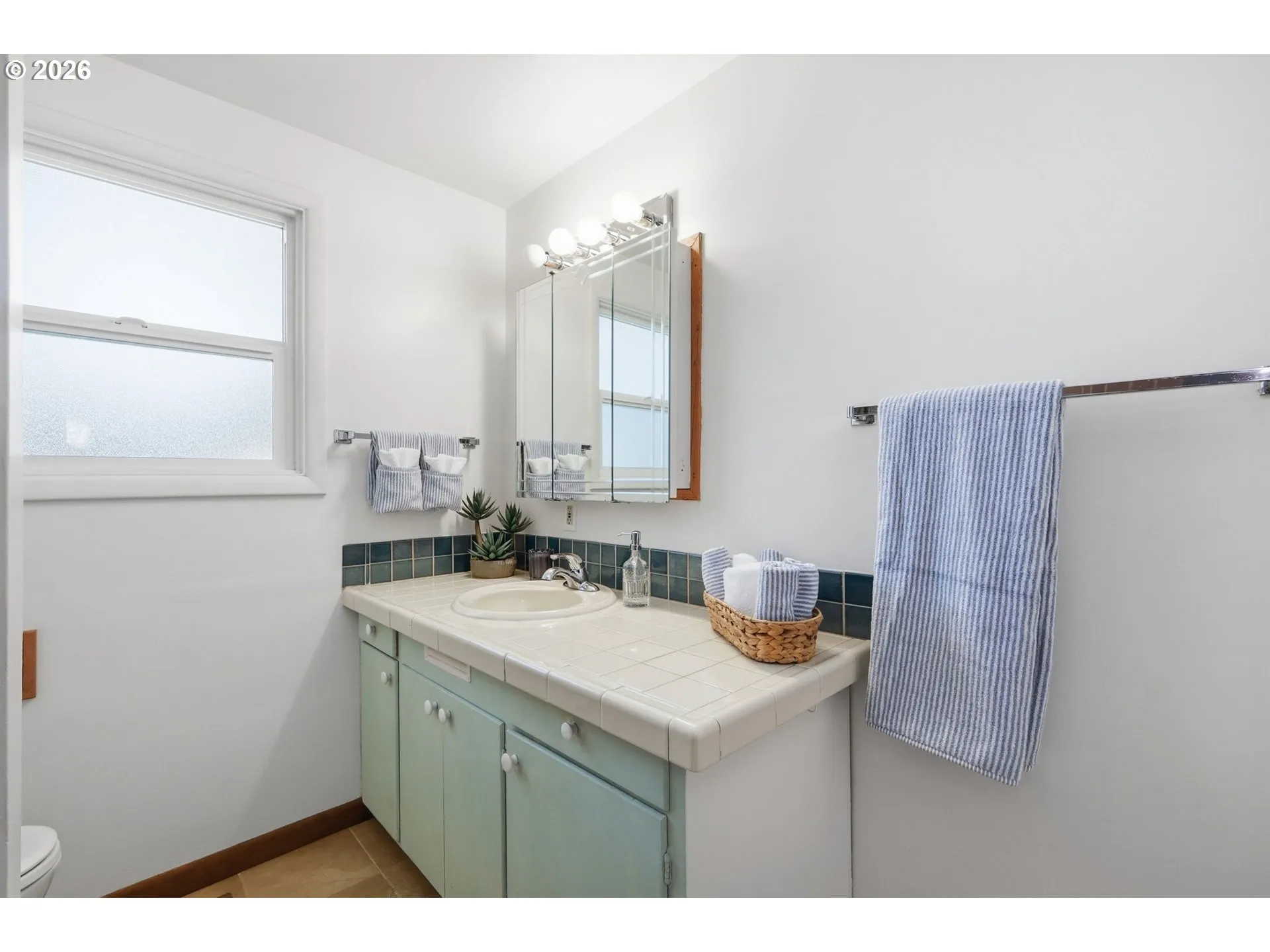 Bathroom-Hall