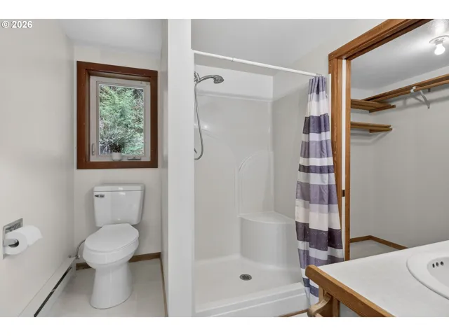 Owner's Suite Bathroom