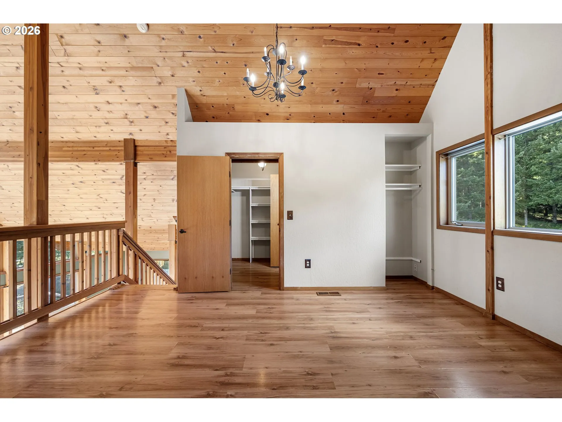 Bedroom, Owner's Suite-Walk-In Closet