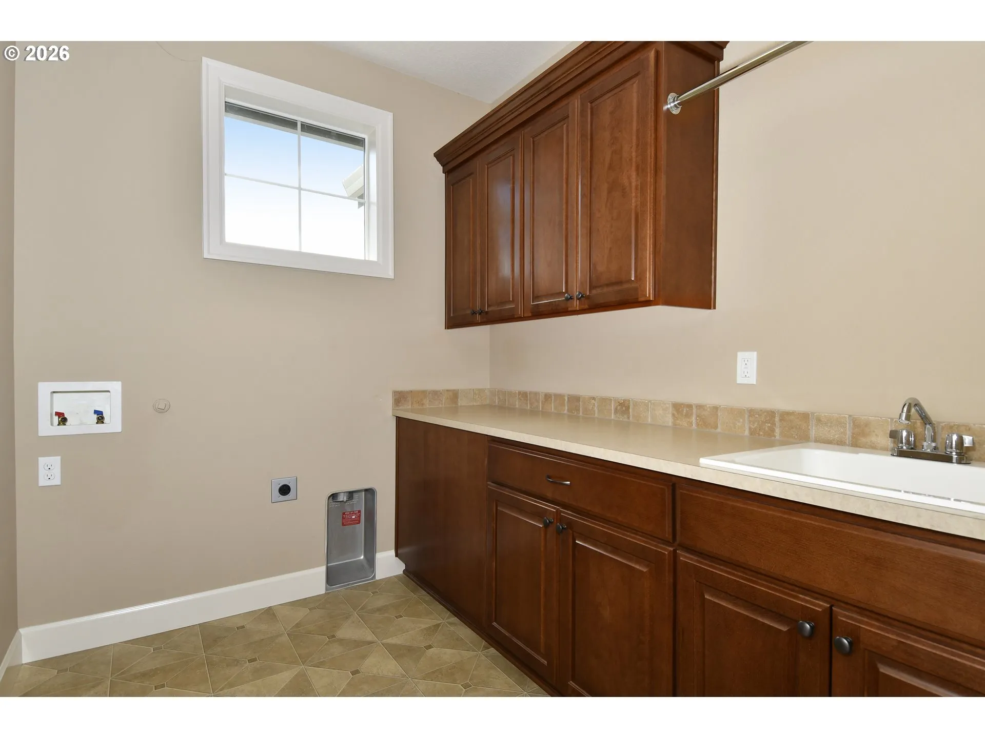 Laundry-Upper