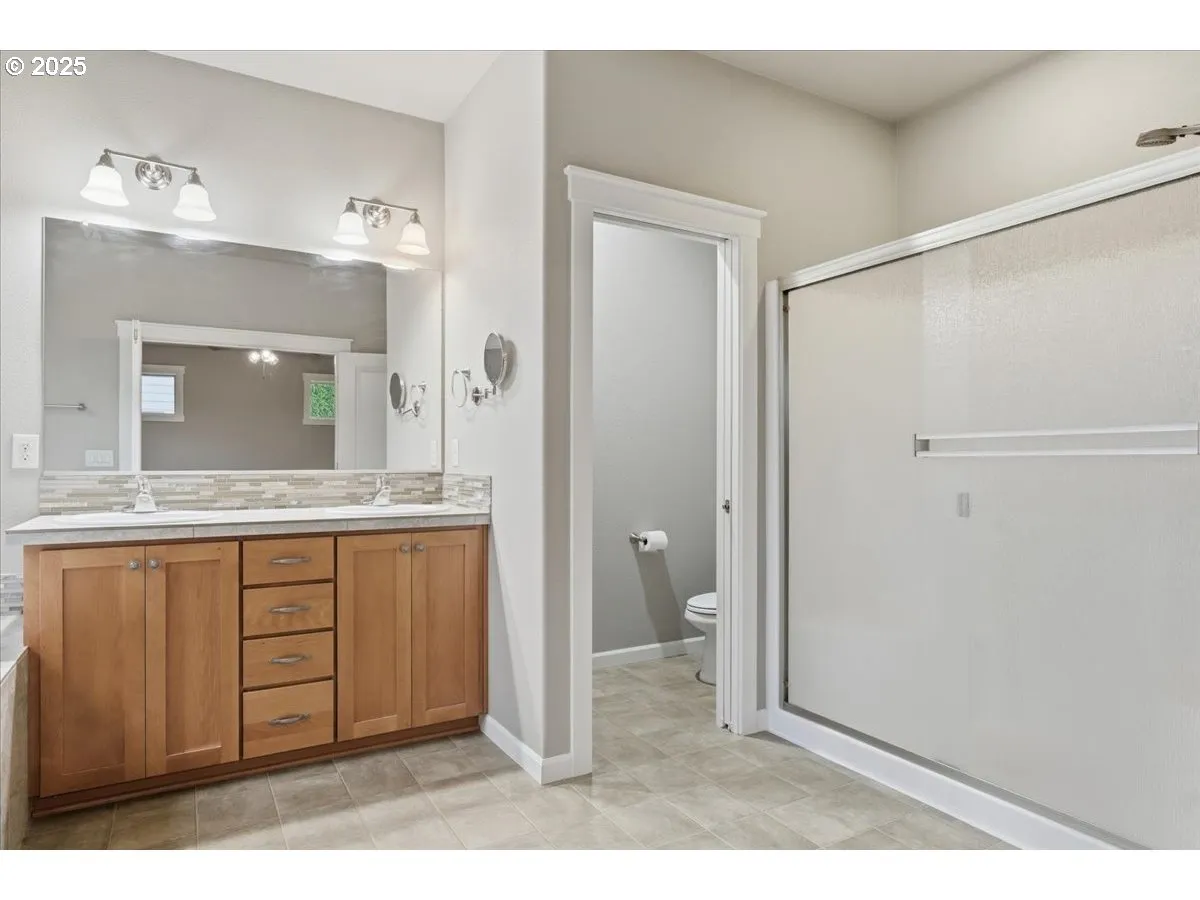 Bathroom, Attached-Walk in Shower