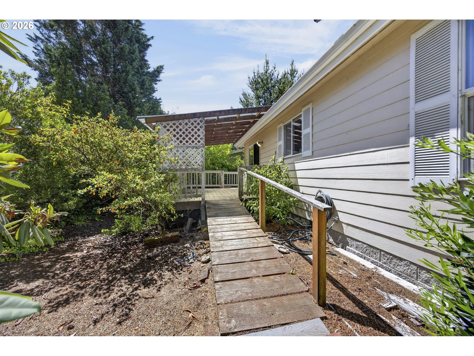 Yard-Back