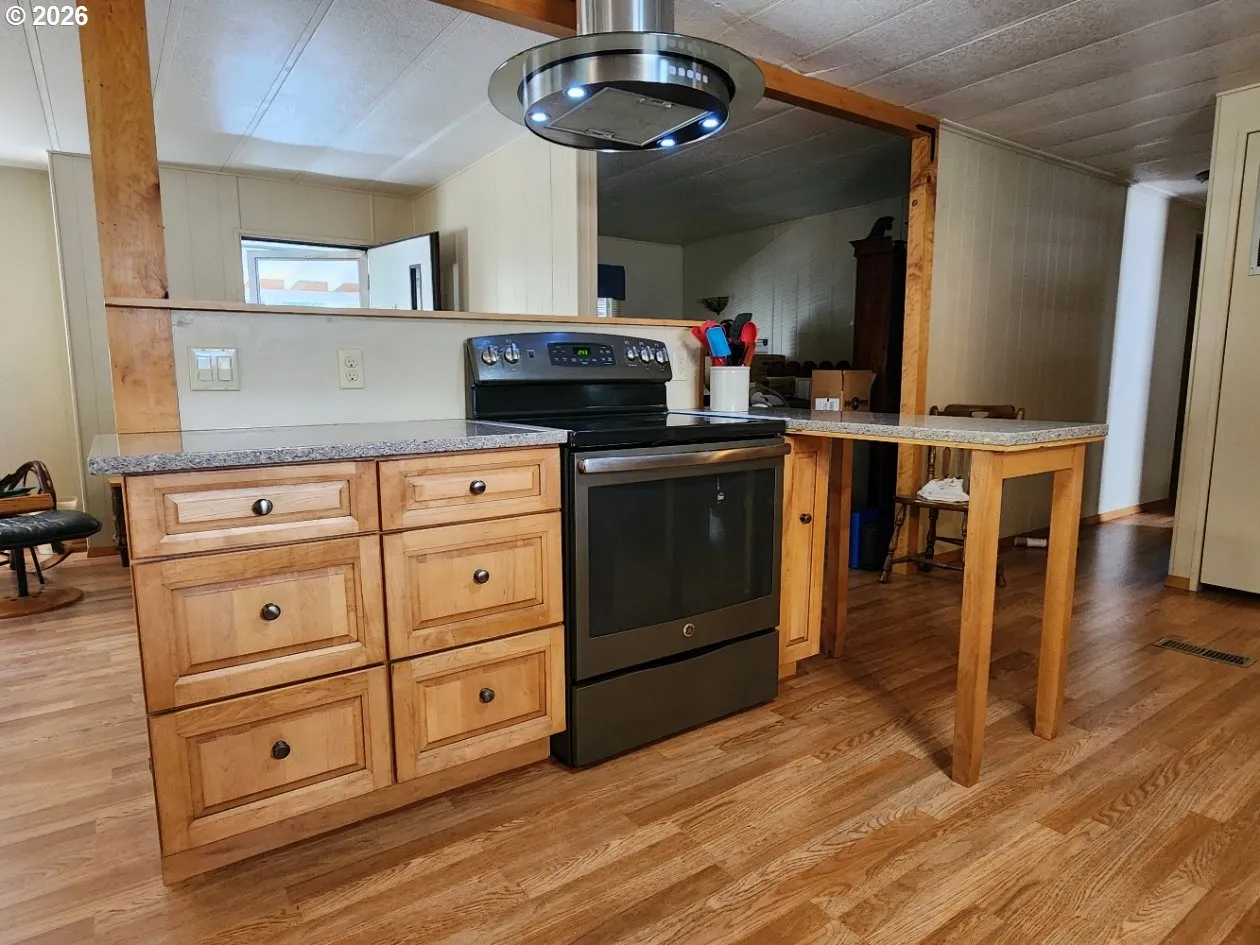 Kitchen-Oven