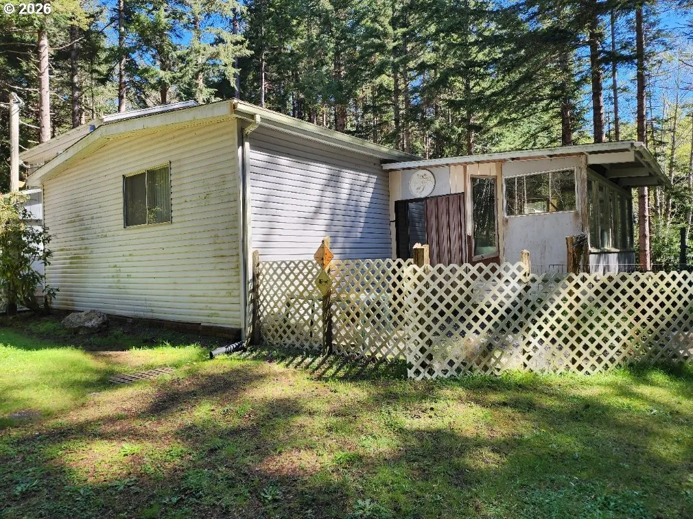 Exterior-SW Facing