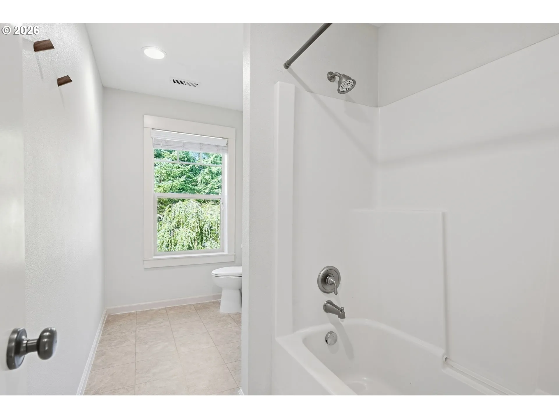Bathroom-Upper