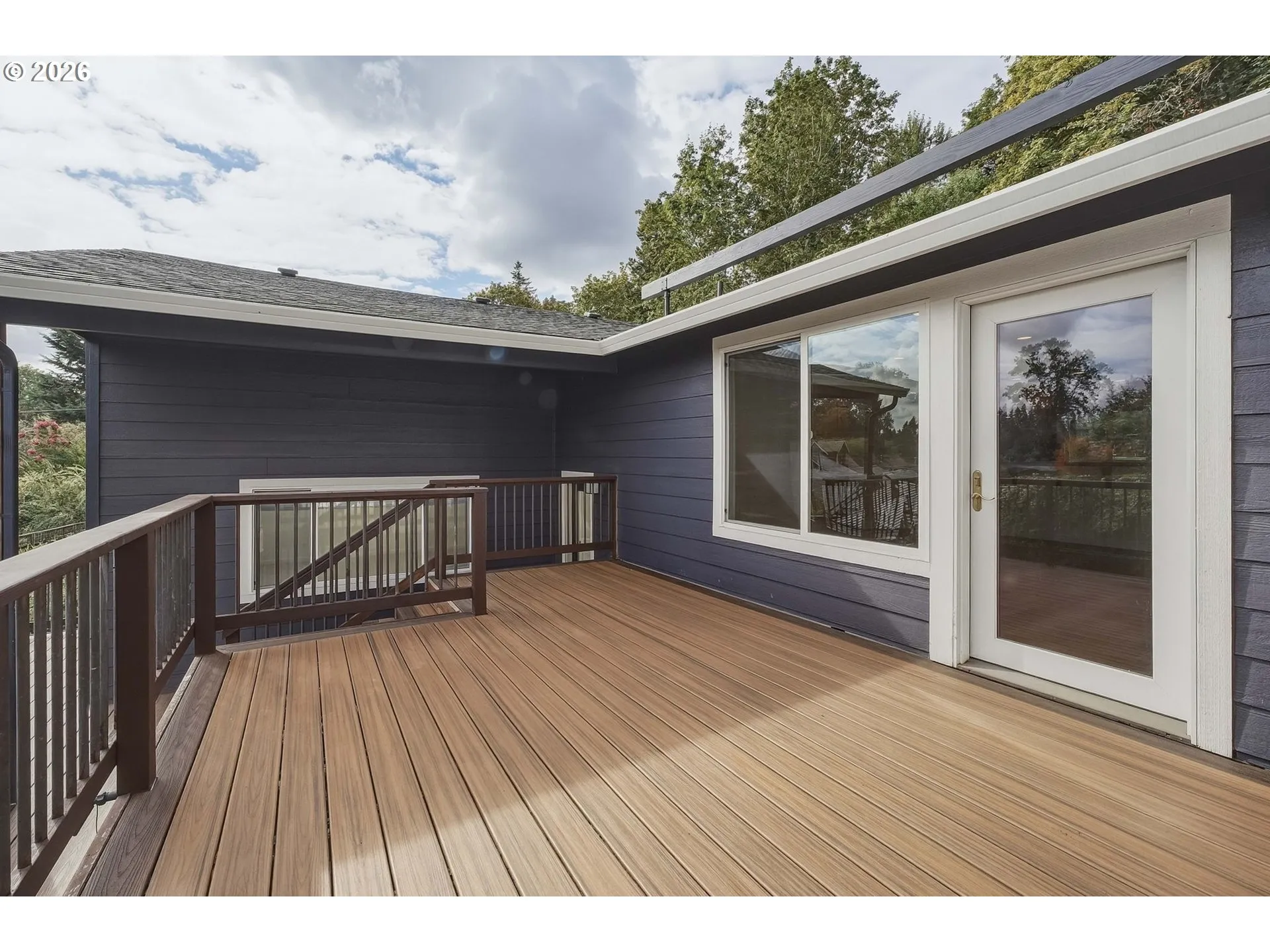 Deck-Upper