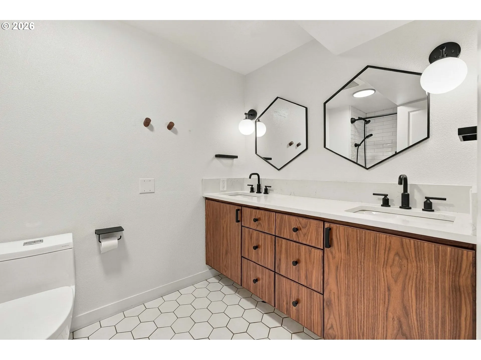 Bathroom-Hall