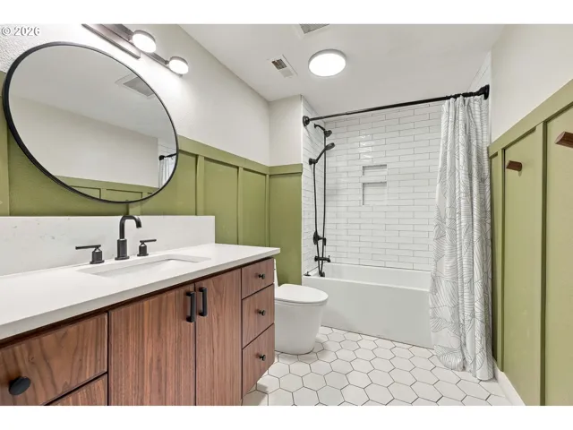 Attached Bathroom #2