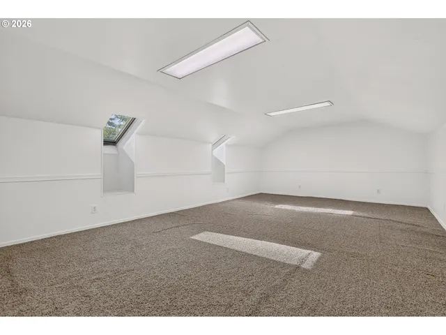Bonus Room
