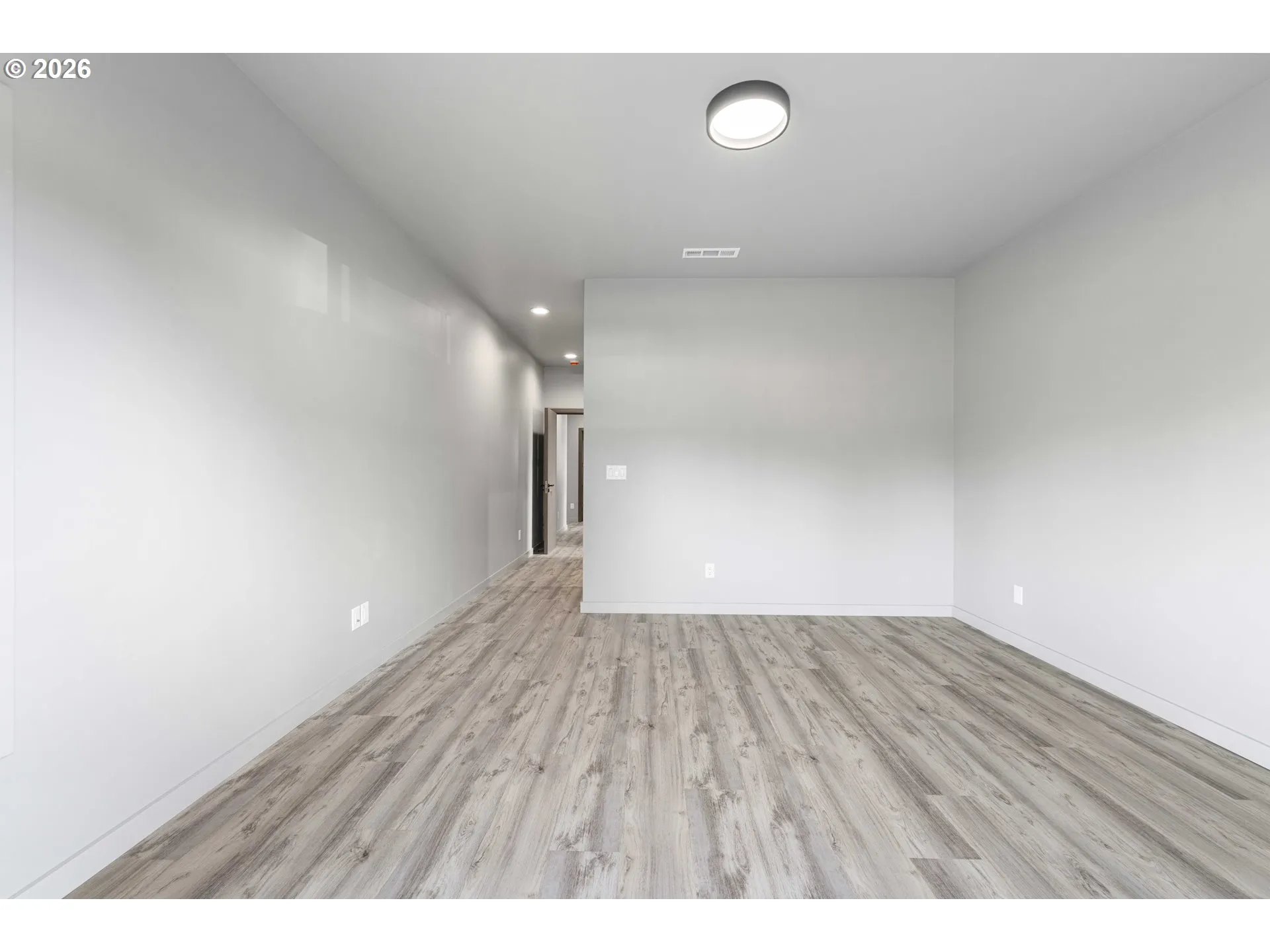 Bedroom, Primary