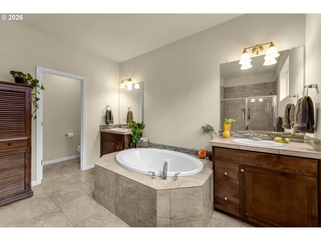 Primary Bedroom-Attached Bathroom