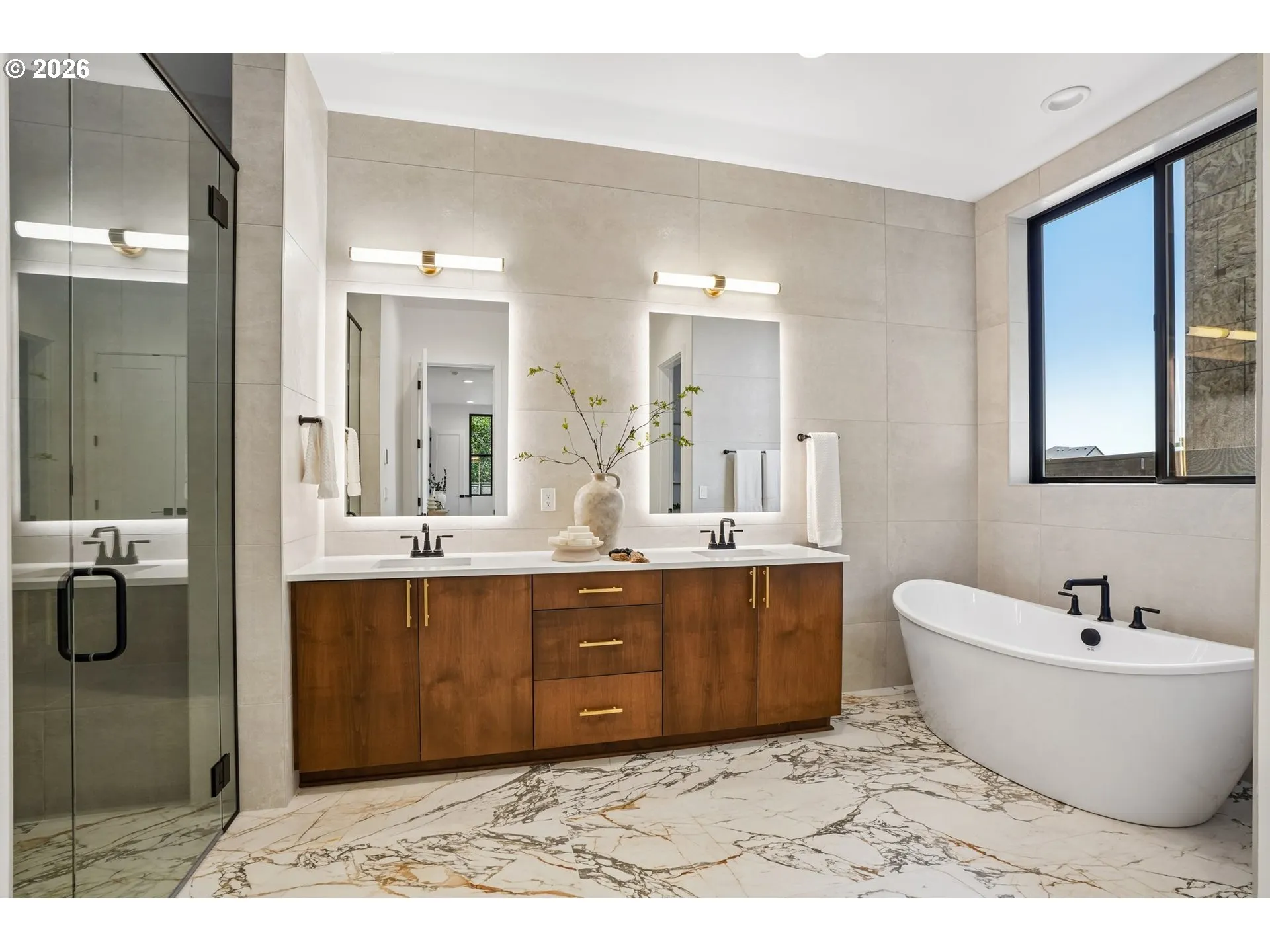 Bathroom, Attached-Double Sinks