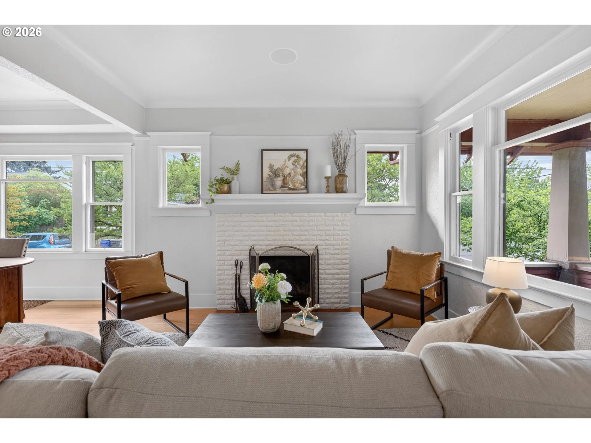 Living Room-Fireplace