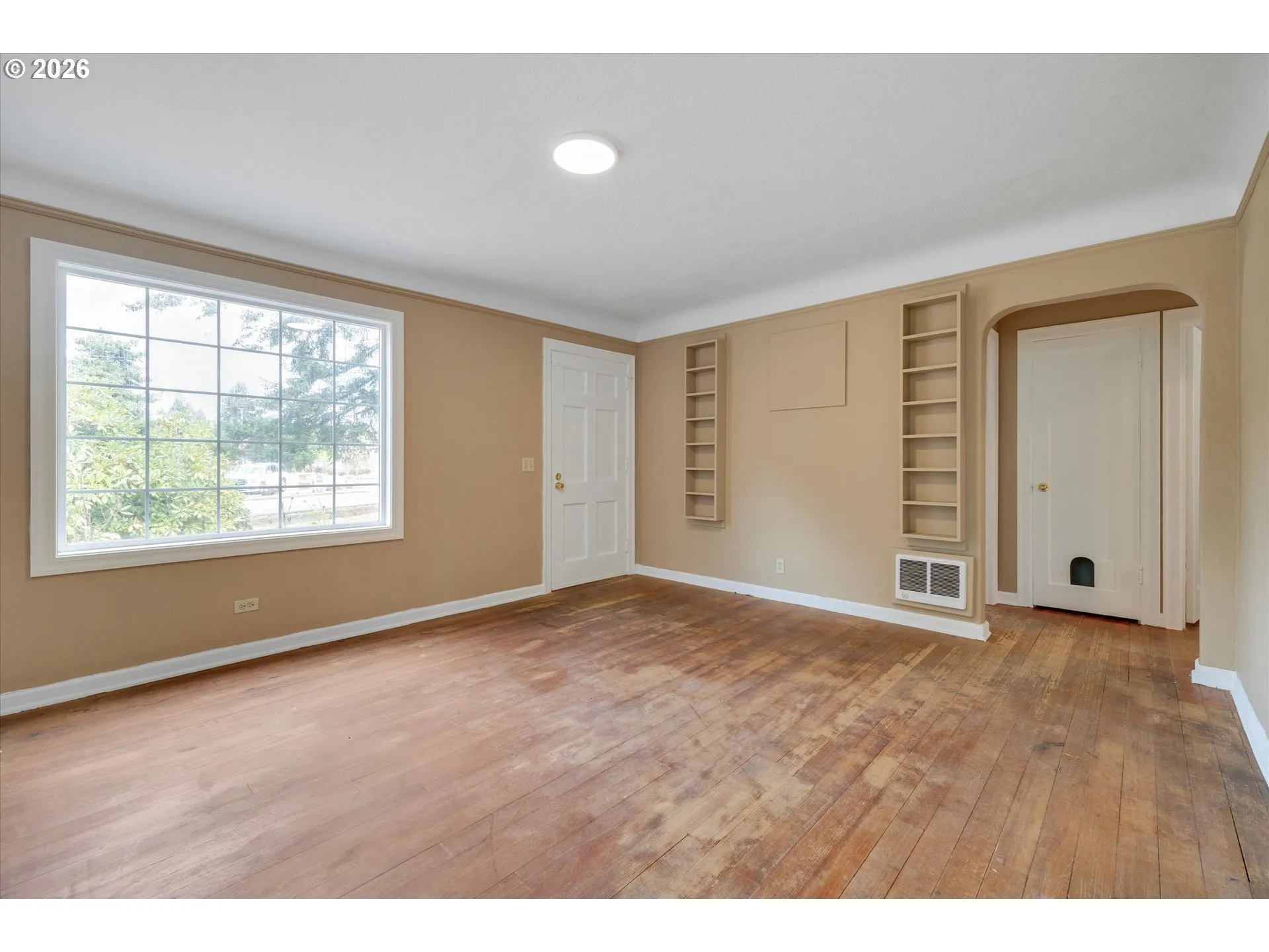 Living Room-Built-In Shelving