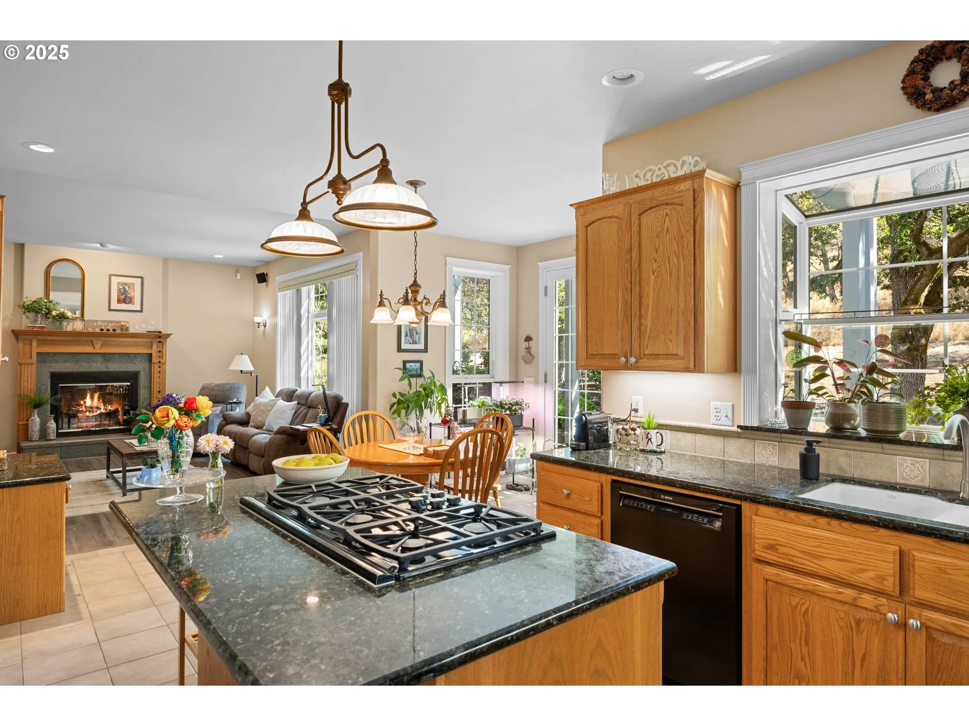 Kitchen-Cooking Island