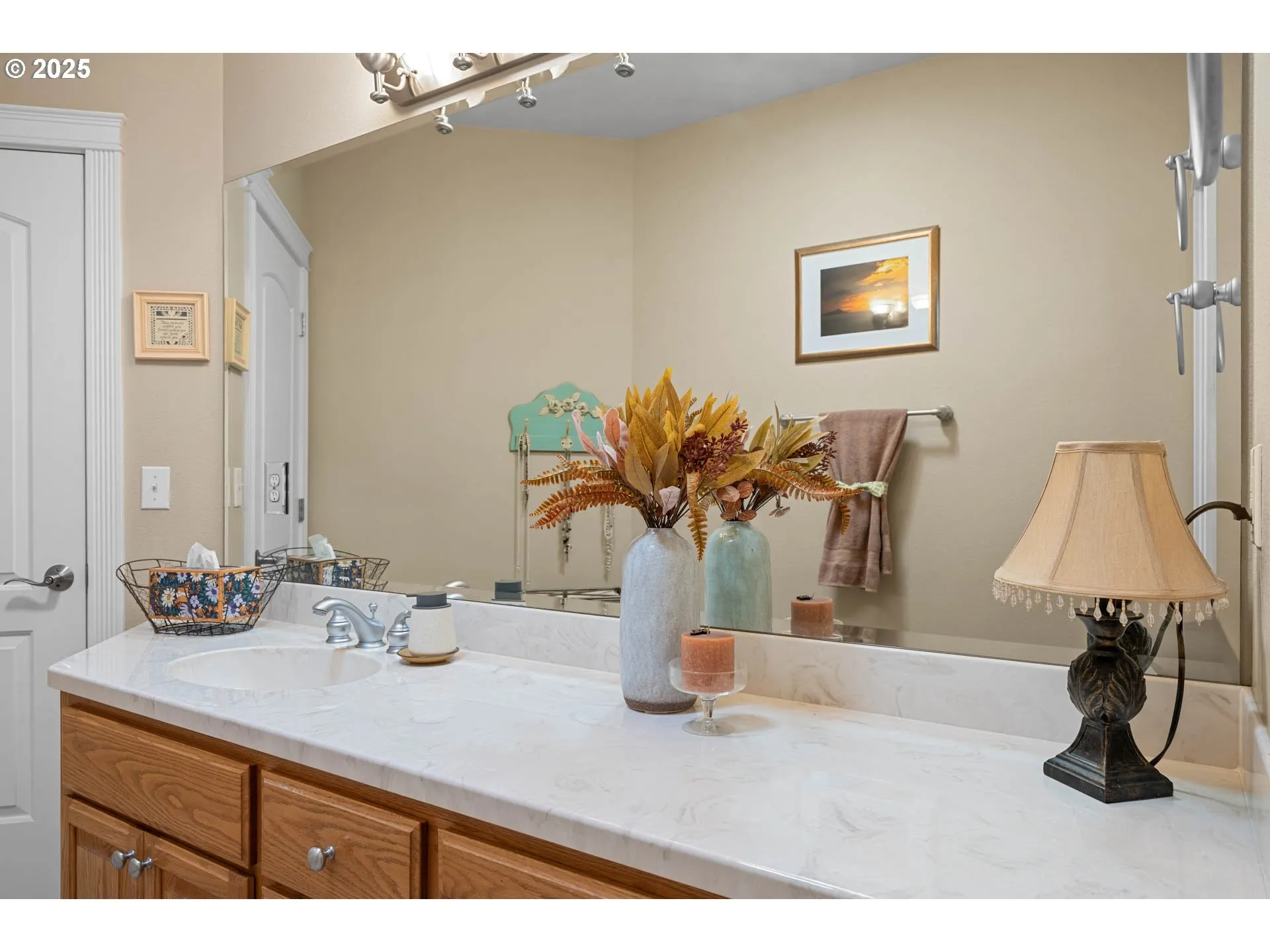 Bathroom-Hall
