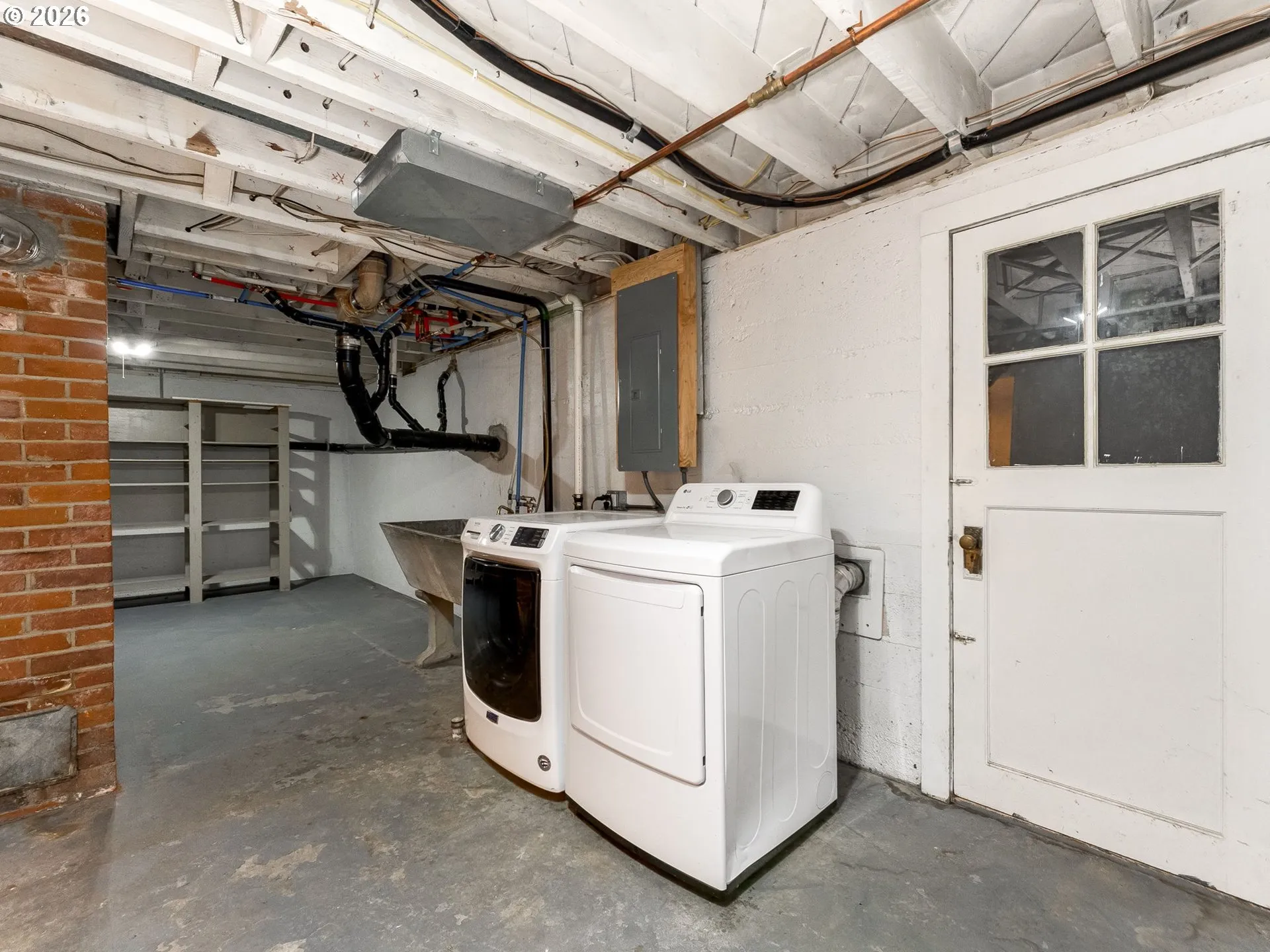 Laundry-basement