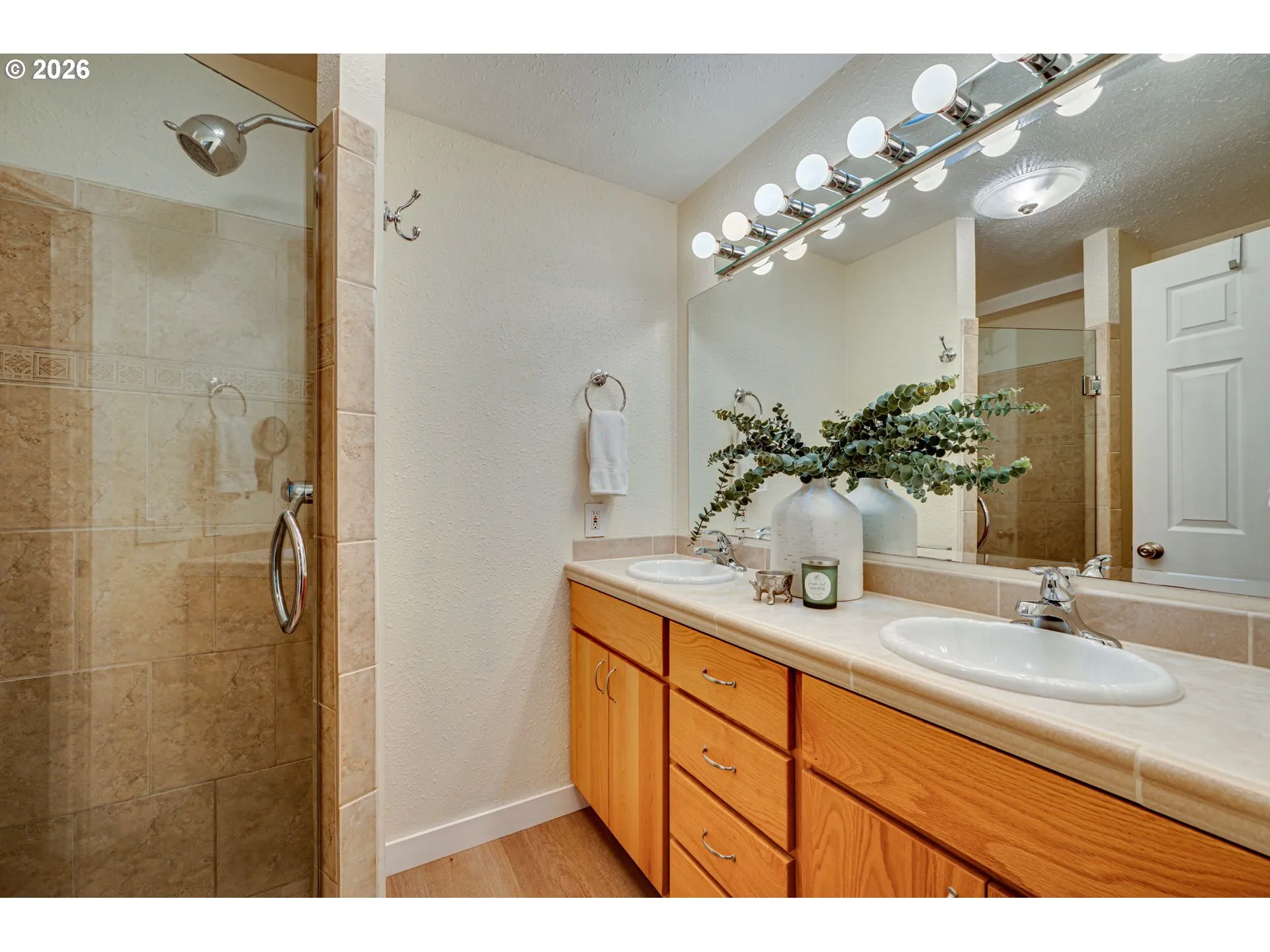 Bathroom, Attached